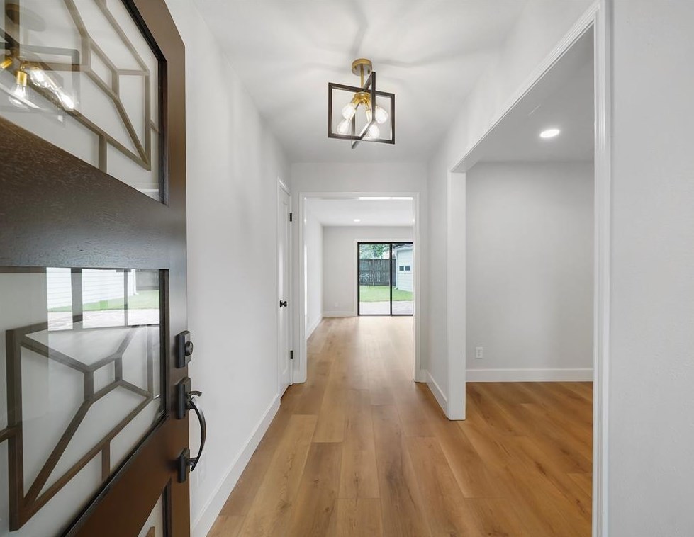 2807 Quincannon Ln, Houston TX 77043-1202 exterior