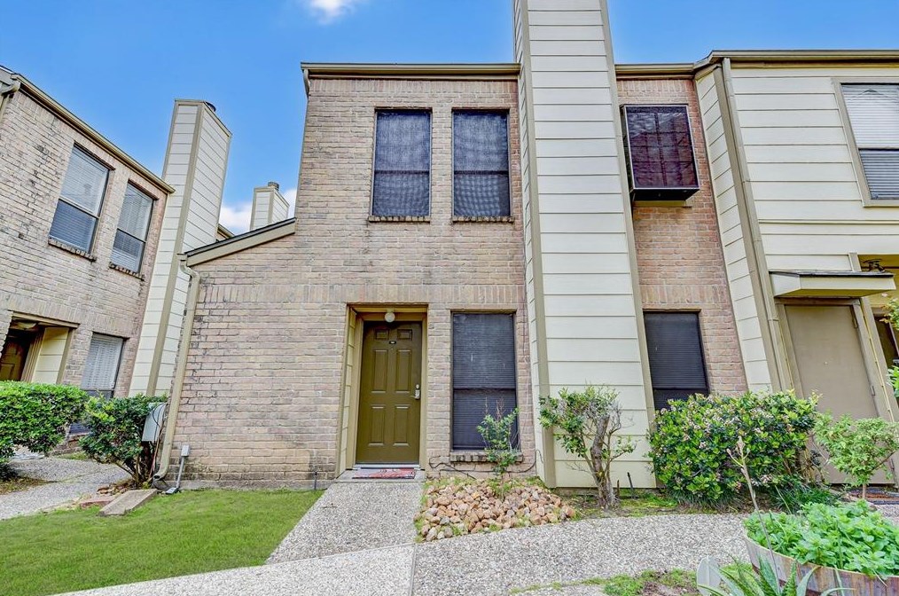 8299 Cambridge St Apt 1901, Houston, TX 77054