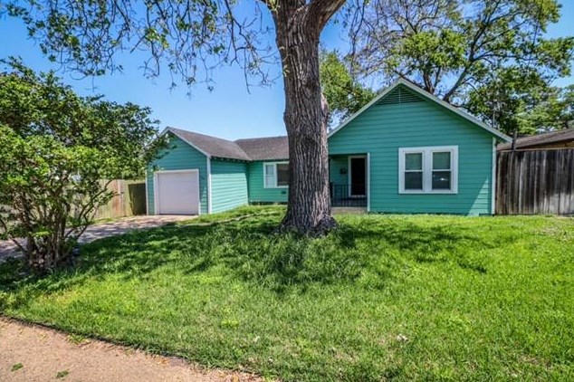 1722 Tabor St, Houston TX  77009-1252 exterior