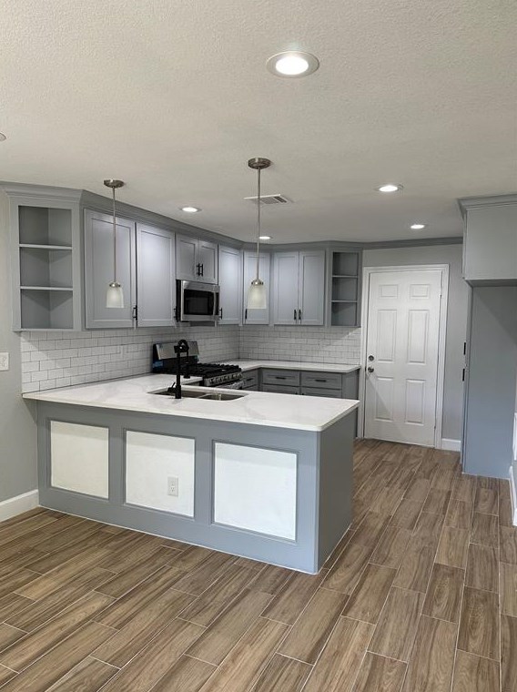 10521 Ambursen St, Houston, TX 77034-2943