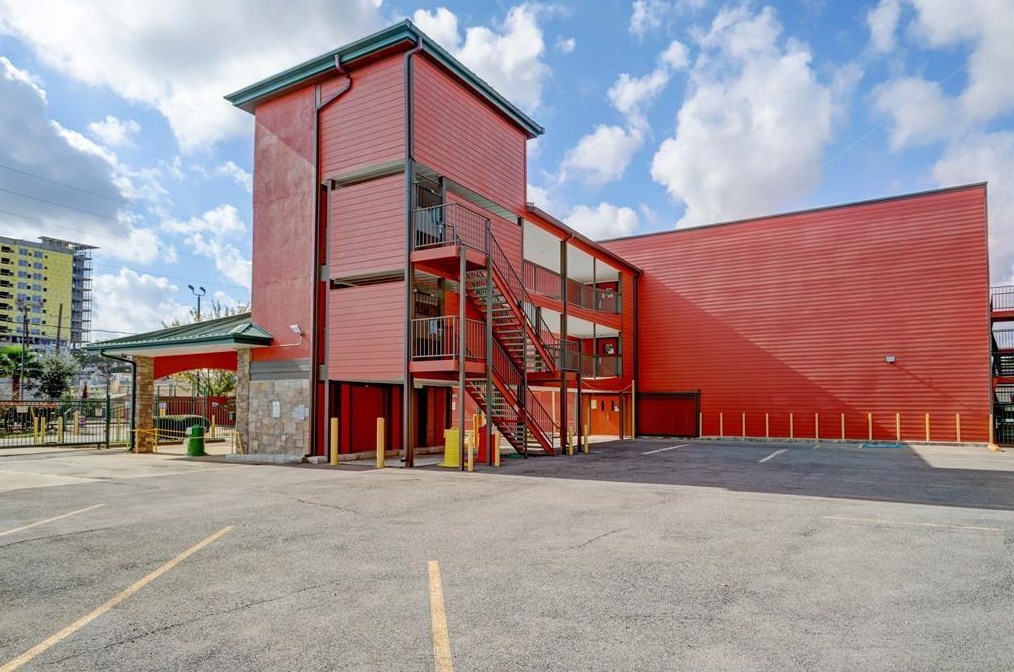 1025 Swanson St #309, Houston, TX 77030