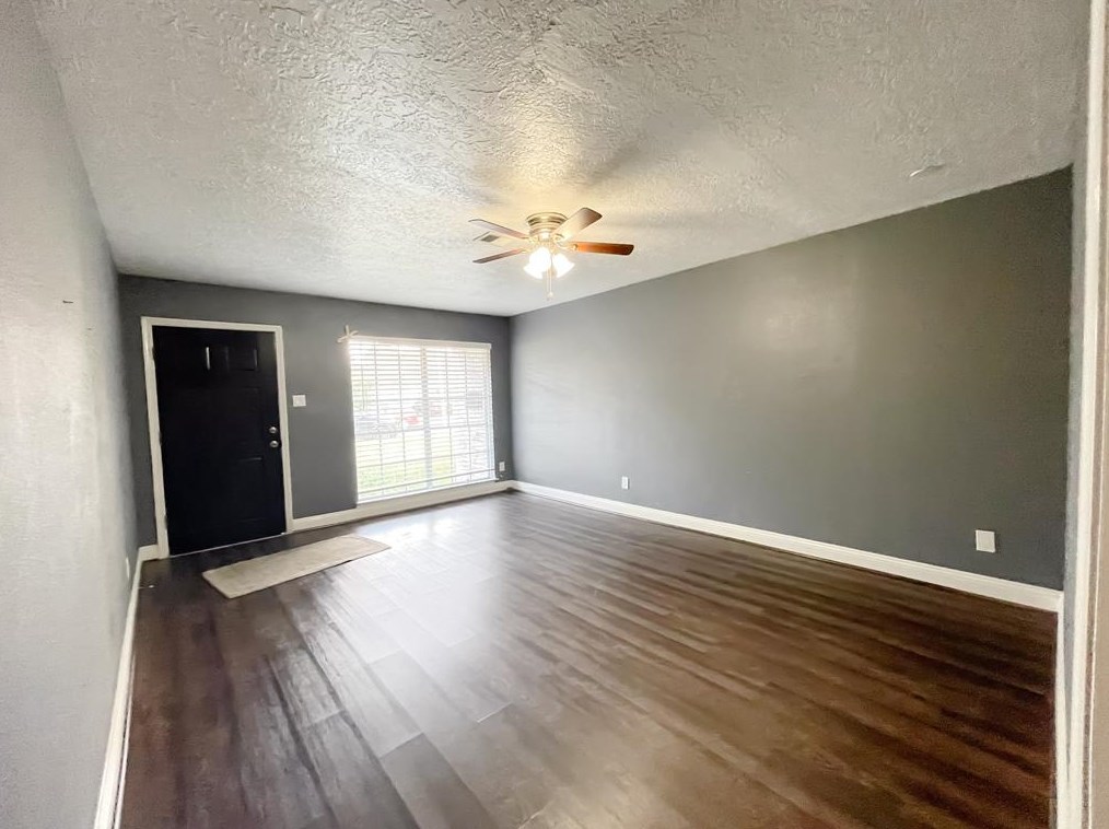 850 Regal St, Houston TX  77034-1231 exterior