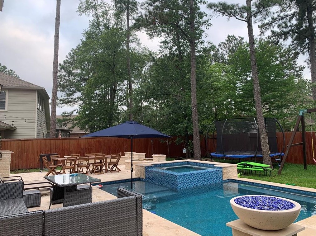 14 Pleasant Point Pl, Spring, TX 77389