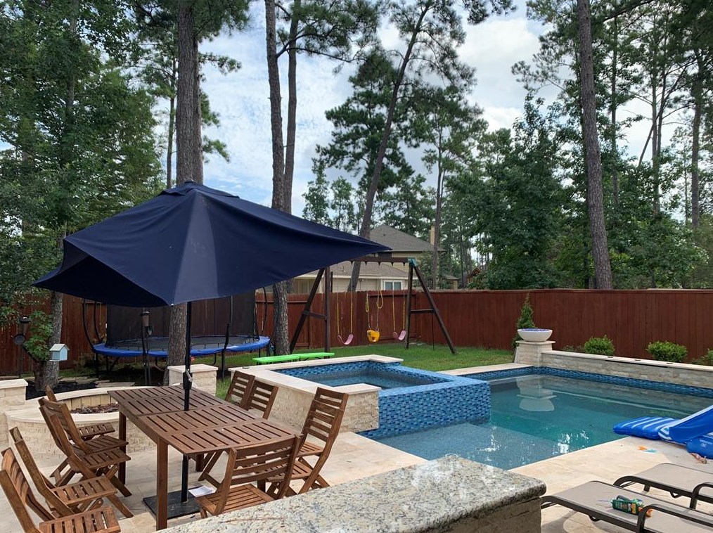 14 Pleasant Point Pl, Spring TX  77389-4332 exterior
