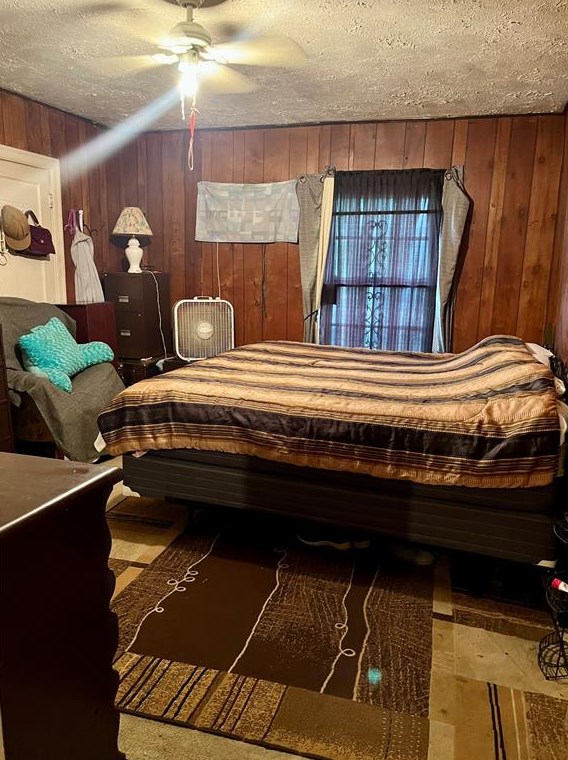 6205 Wayne, Houston TX  77026-4851 exterior