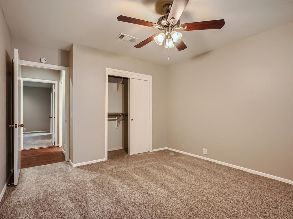 5510 Braesvalley Dr, Houston TX  77096-2911 exterior