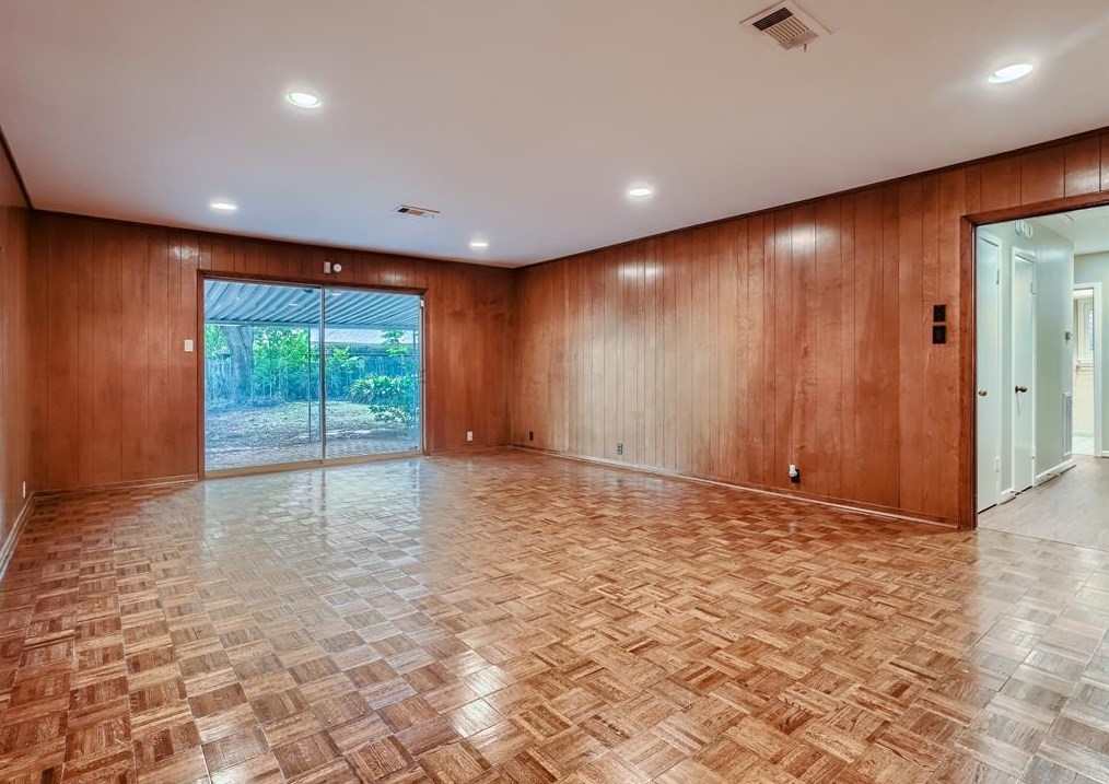 5510 Braesvalley Dr, Houston TX  77096-2911 exterior