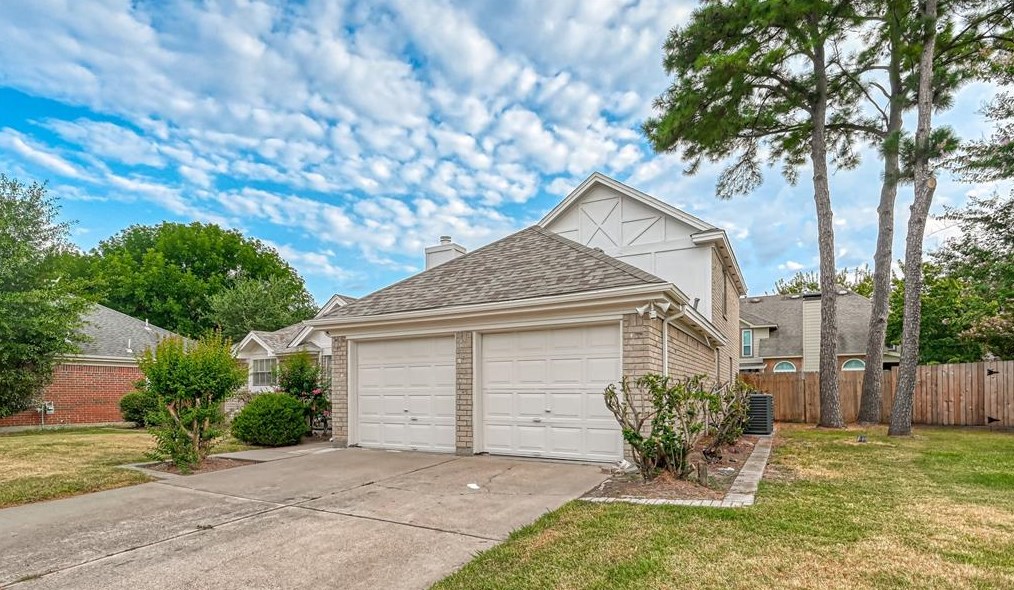 17410 Turner Point Cir, Houston, TX 77095-1134