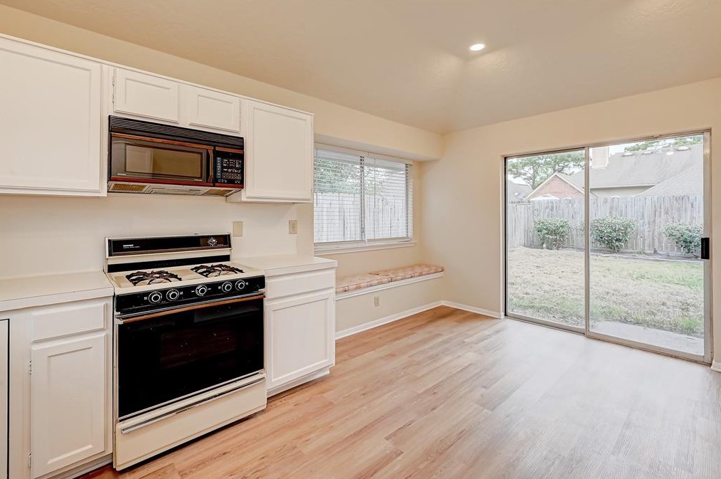17410 Turner Pt Cir, Houston TX  77095-1134 exterior