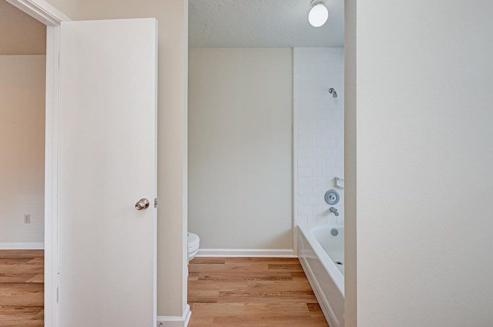 17410 Turner Pt Cir, Houston TX  77095-1134 exterior