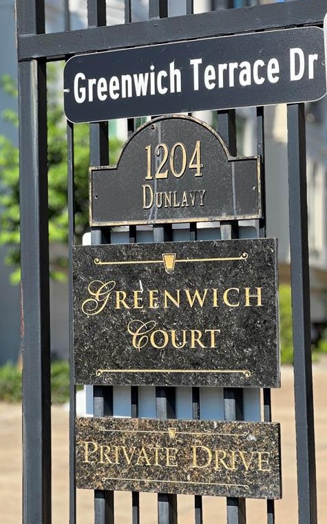 1915 Greenwich Terrace Dr, Houston, TX 77019-3823