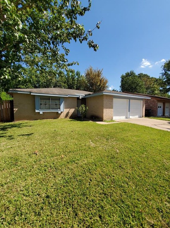 4737 Beechaven St, Houston, TX 77053