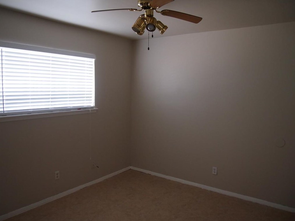 2408 Southmore Blvd, Houston TX  77004-7470 exterior