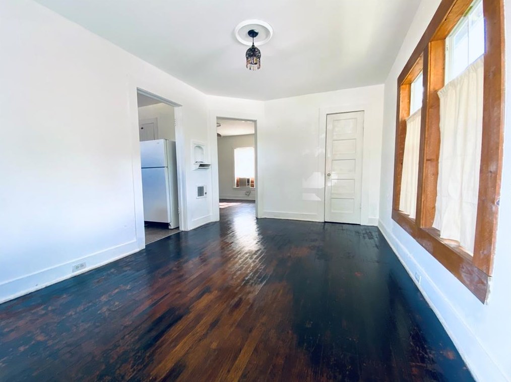 1518 16th St, Huntsville, TX 77340