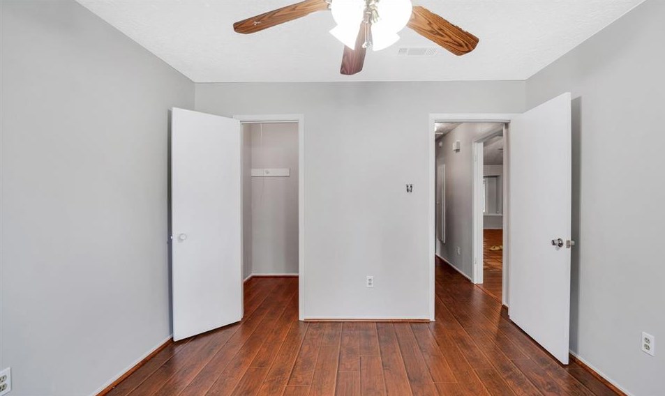 11519 Ensbrook Dr, Houston TX  77099-4706 exterior