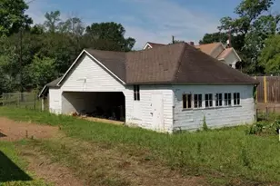 716 E Main St, Nacogdoches, TX 75961 - Photo 2