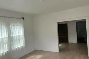 634 E Bernard St, West Columbia, TX 77486 - Photo 2