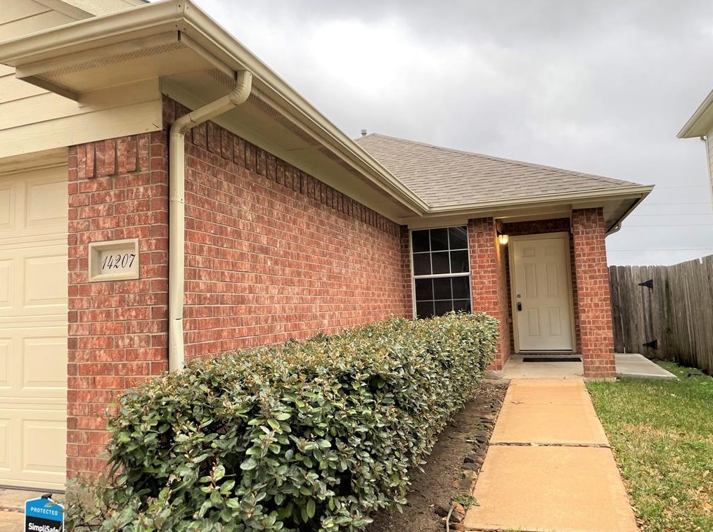 14207 Stone Cottage Ln, Houston, TX 77047