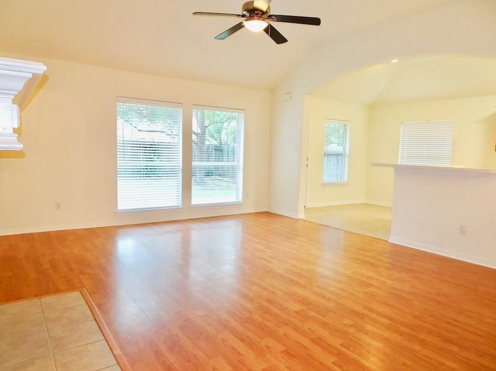 21805 Maidens Crossing Dr, Humble, TX 77339