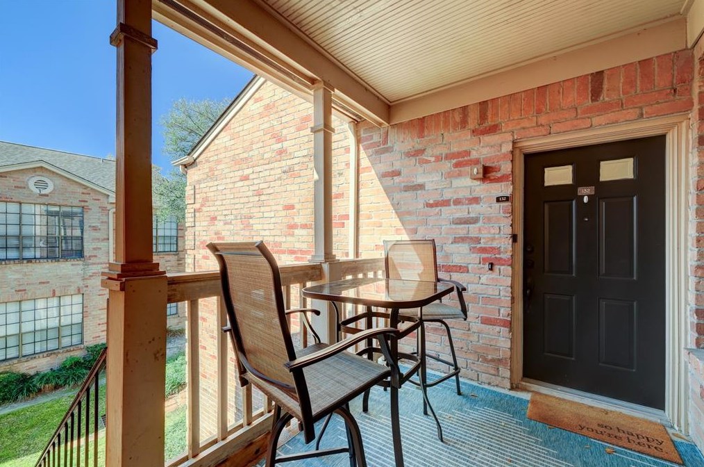 2255 Braeswood Park Dr #132, Houston, TX 77030