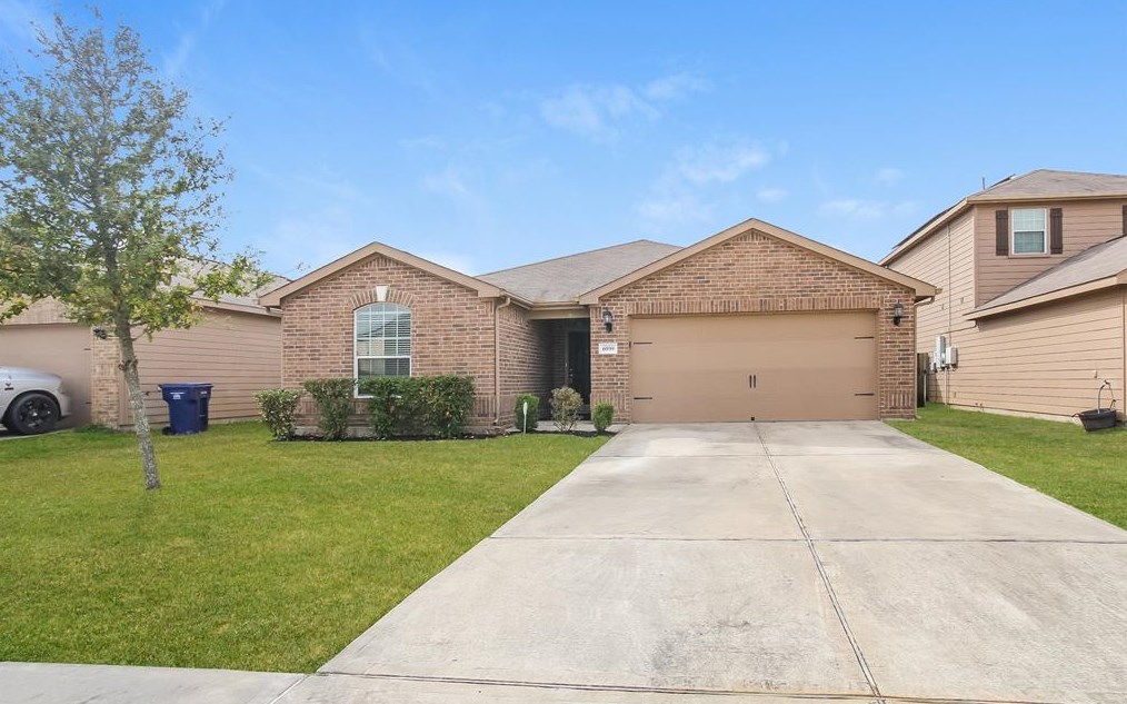 6939 Musclewood Rd, Baytown, TX 77521