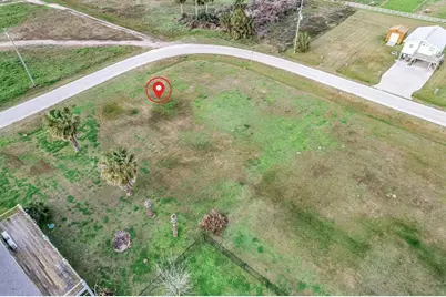 1354 Skyline Drive, Crystal Beach, TX 77650 - Photo 6