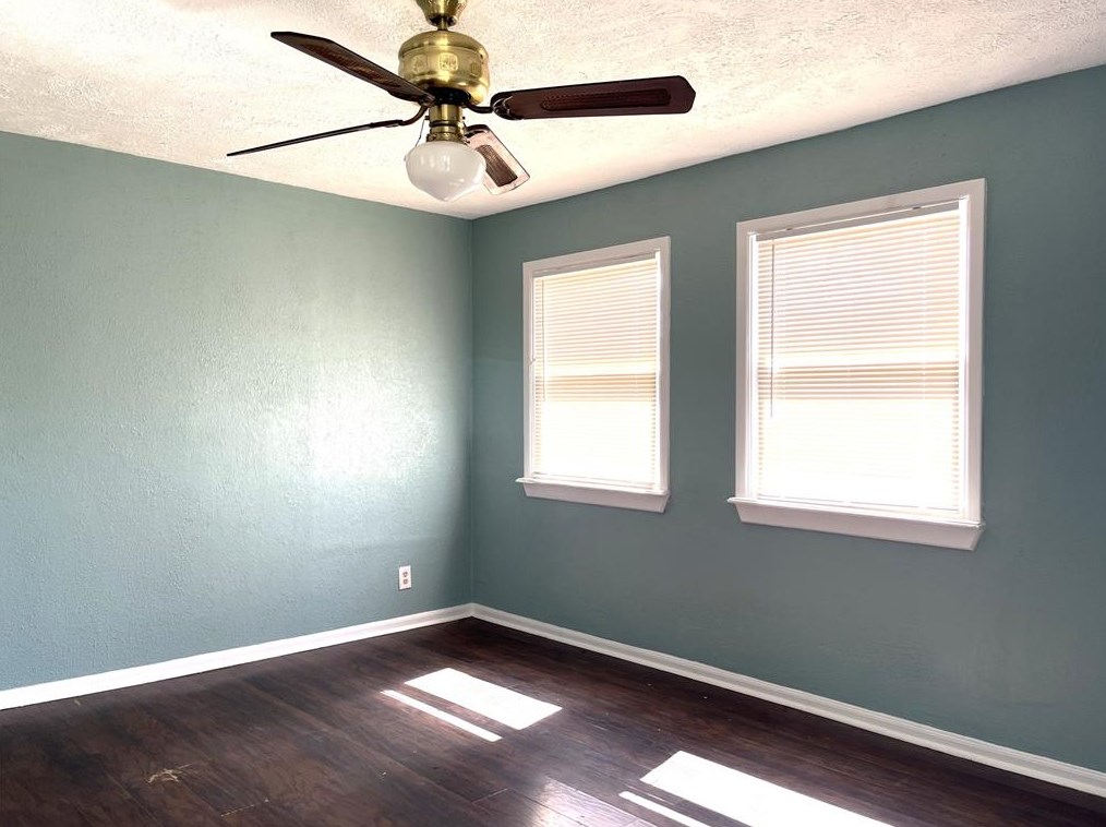 5805 Hillsboro St, Houston, TX 77020