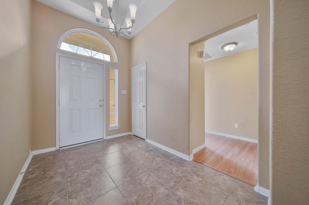 22719 Hearthstone Hill Ln, Spring, TX 77373-6589