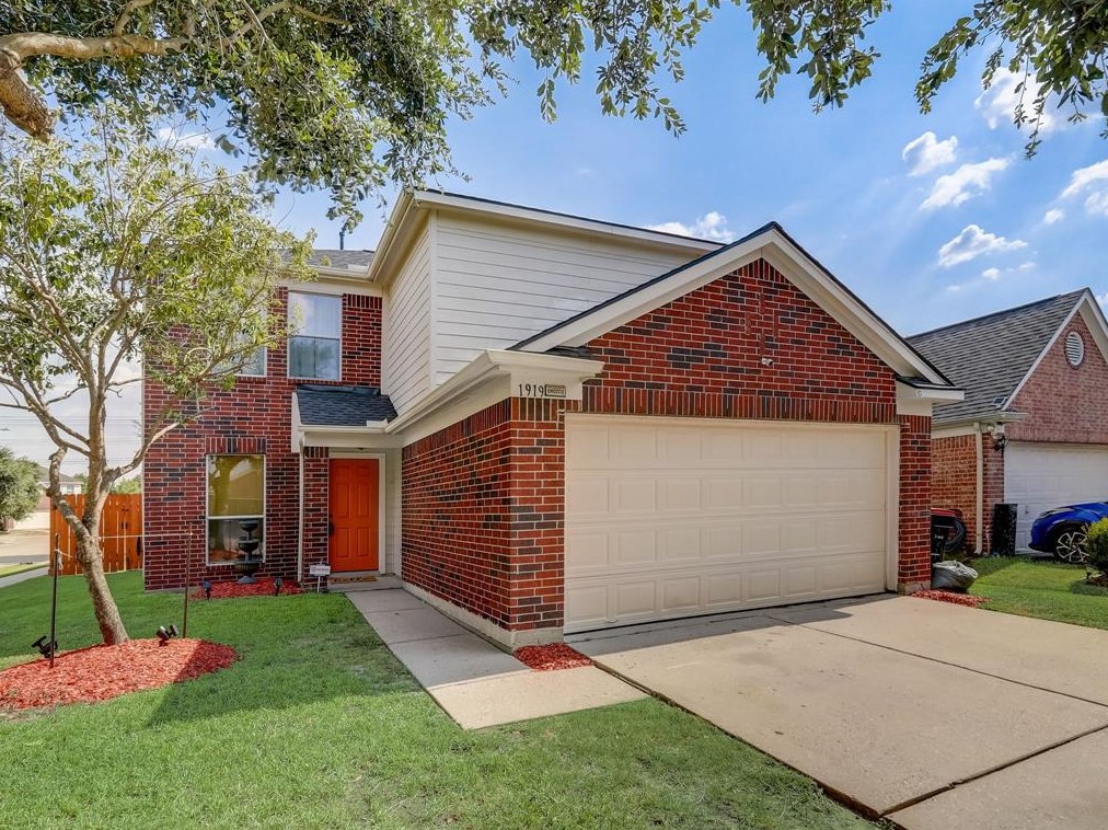 1919 Day Lily Way, Houston, TX 77067-3934