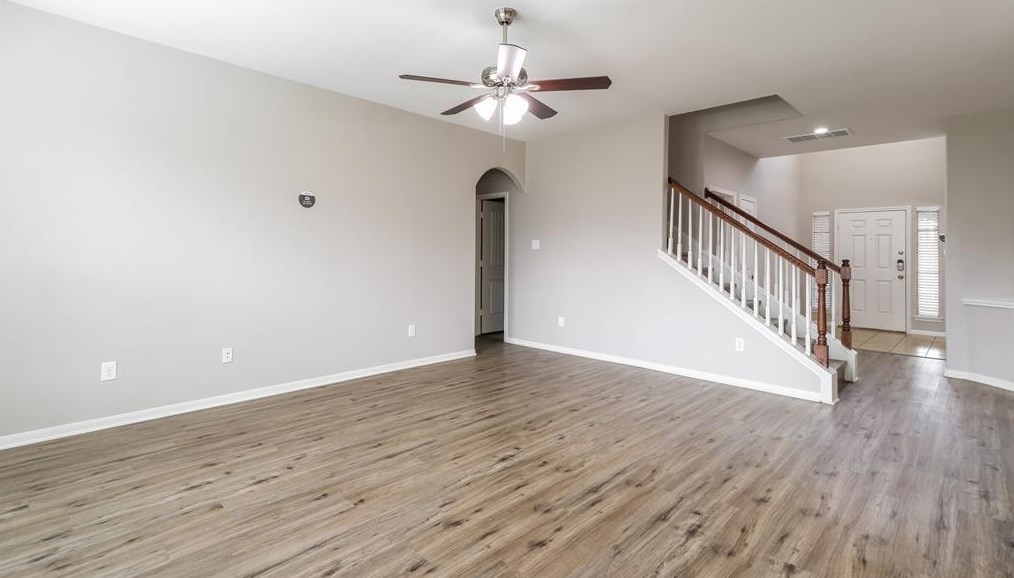 7023 Raven Cliffs Ln, Spring TX  77379-5198 exterior
