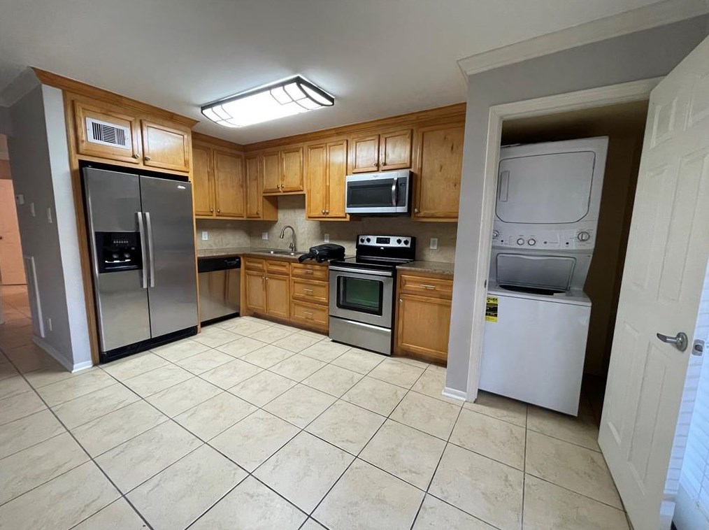 3920 Alabama St, Houston TX  77027-5121 exterior