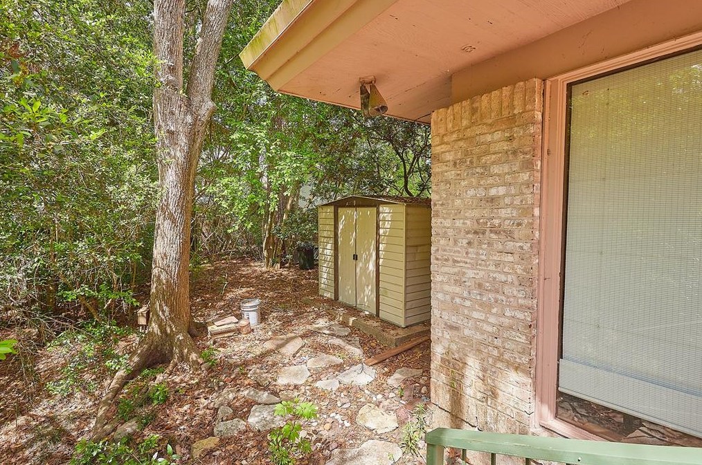 11111 Wickdale Dr, Houston TX  exterior