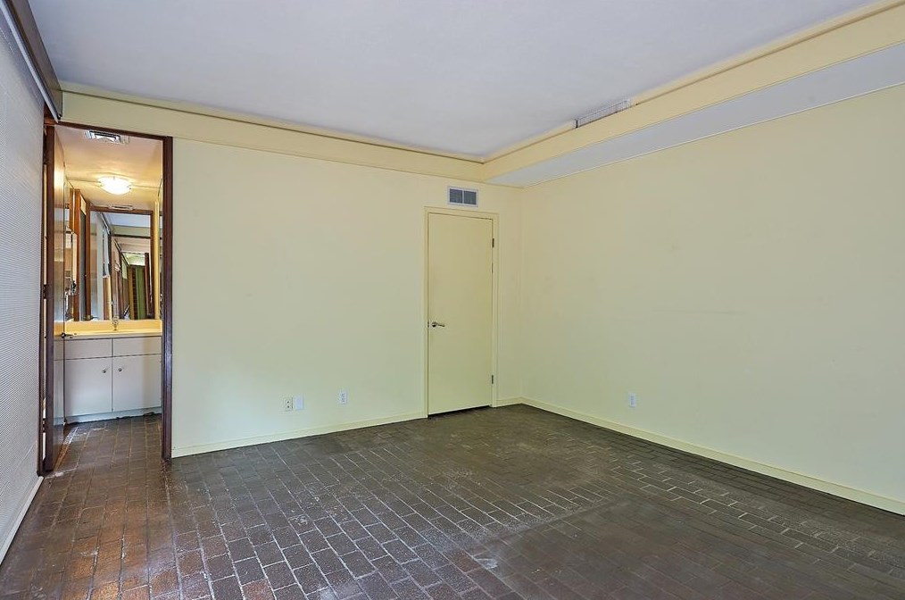 11111 Wickdale Dr, Houston TX  exterior