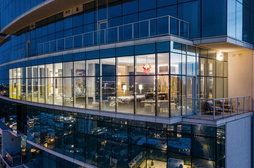 4521 San Felipe St, Houston TX  77027 exterior