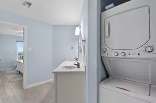 7600 Seawall Blvd, Galveston, TX 77551 - Photo 16