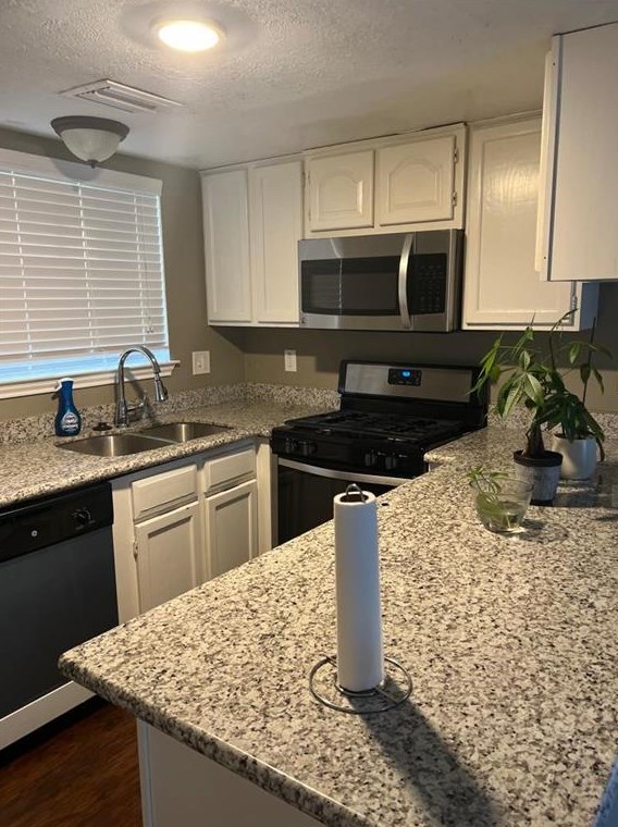 2041 Country Village Blvd #b, Humble, TX