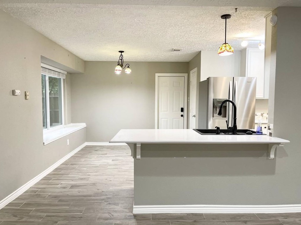 2550 Olympus Dr, Houston, TX 77084