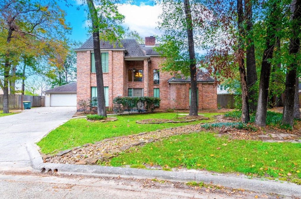 411 Susan Ln, Conroe, TX 77385