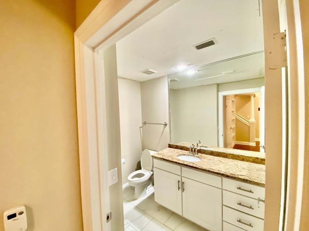 2350 Westcreek Ln #2103, Houston, TX 77027