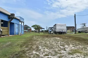 167 County Rd 202, Sargent, TX 77414 - Photo 1