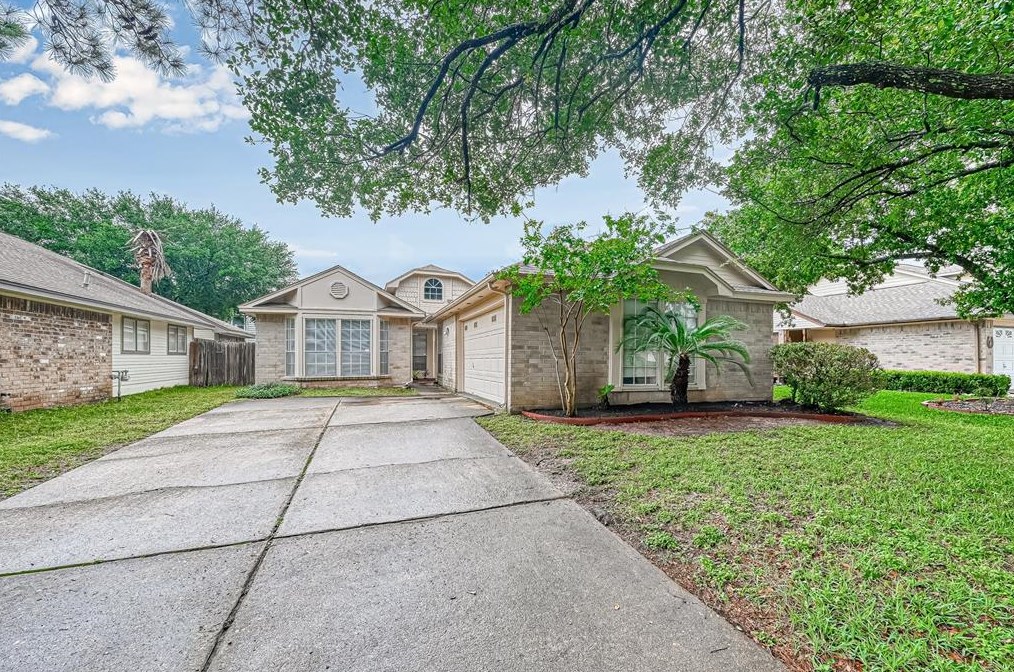1718 Whiteback Dr, Houston, TX 77084
