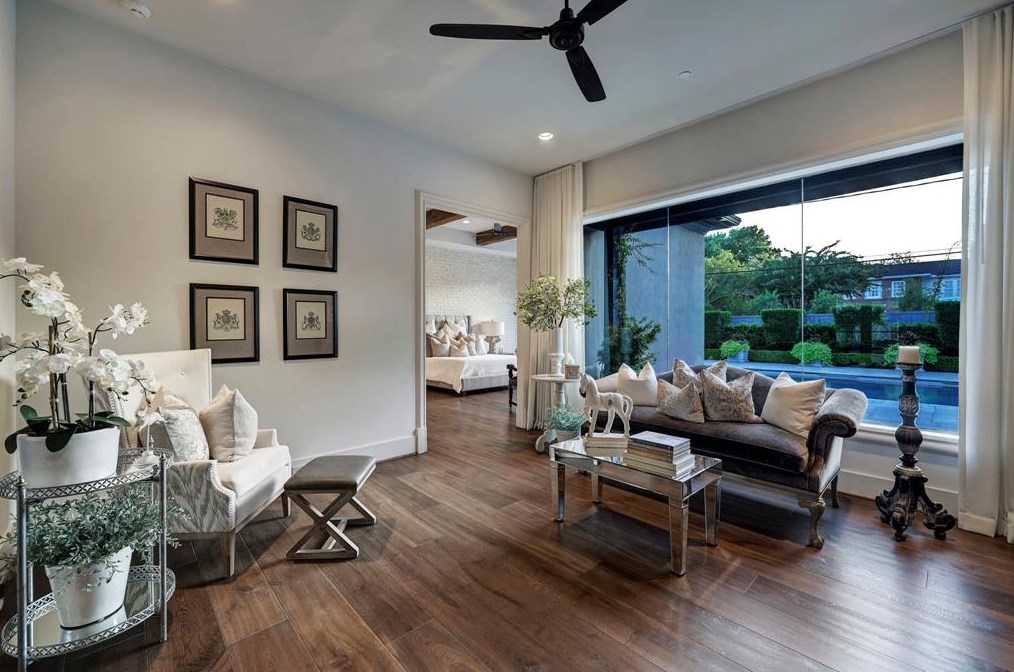 209 Bryn Mawr Cir, Houston TX  exterior