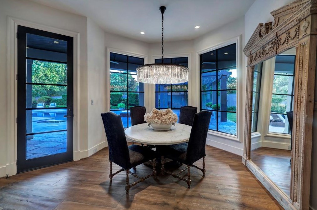 209 Bryn Mawr Cir, Houston TX  exterior