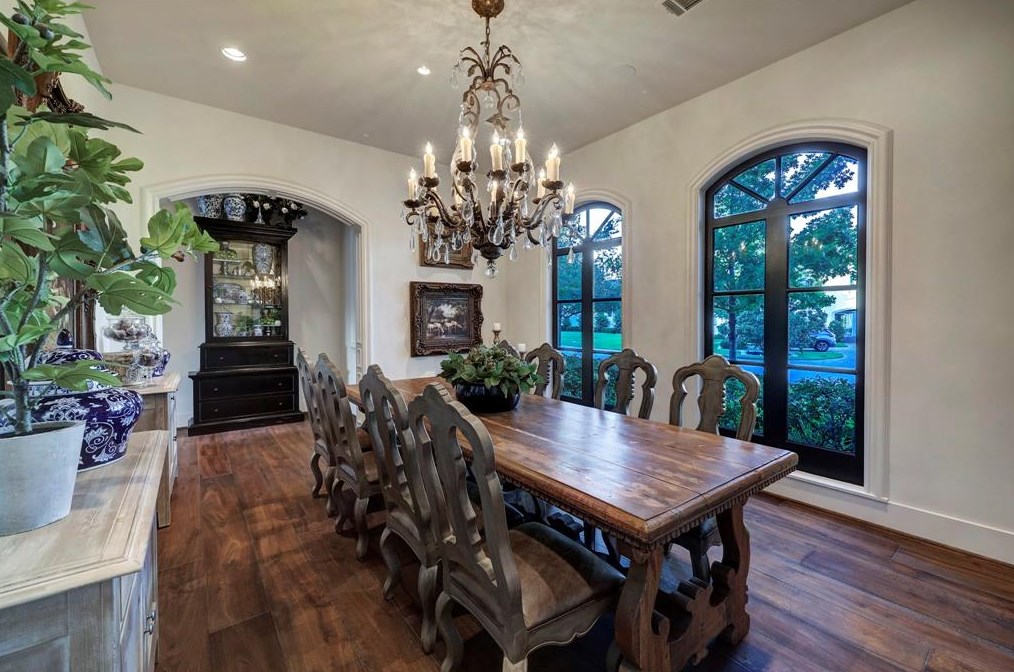 209 Bryn Mawr Cir, Houston TX  exterior