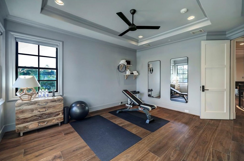 209 Bryn Mawr Cir, Houston TX  exterior