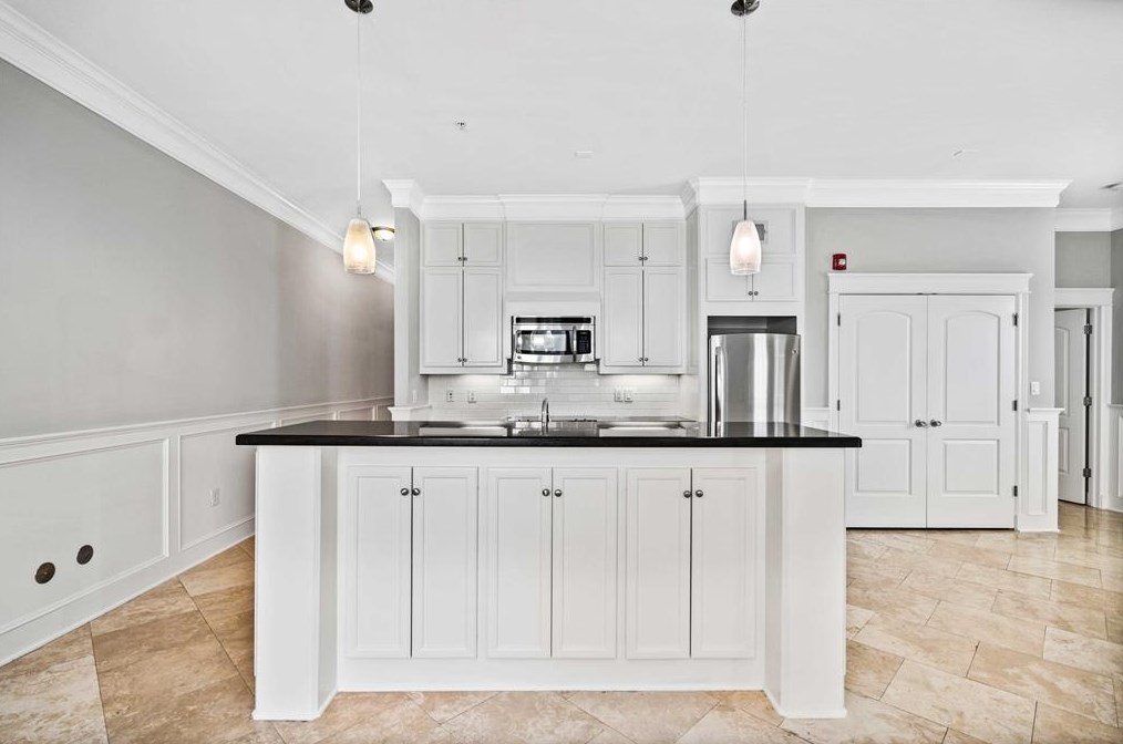 2802 Morrison St #110, Houston, TX 77009