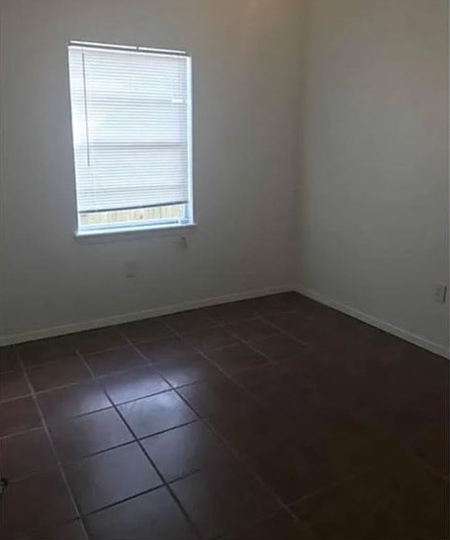 7733 St Lo Rd, Houston, TX 77033