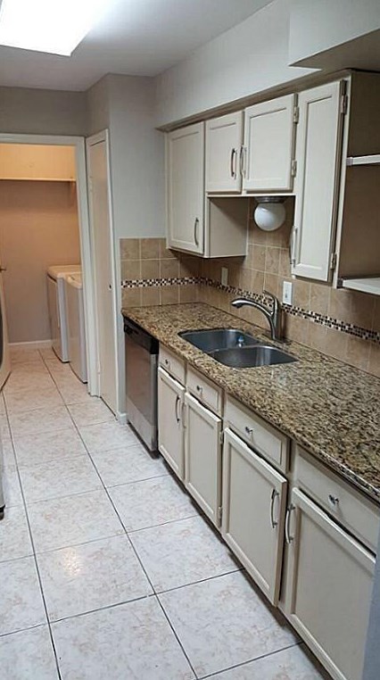 8787 Brae Acres Rd Apt 817, Houston, TX 77074