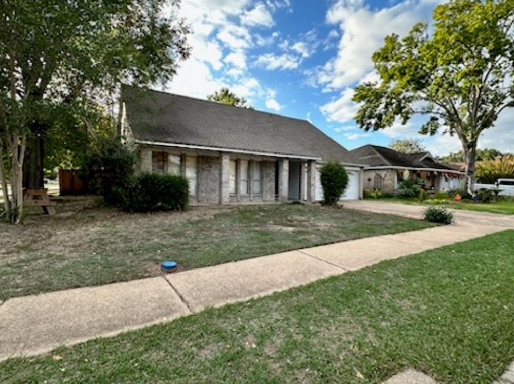 3103 Hartcliff Cir, Katy TX  77449-6603 exterior