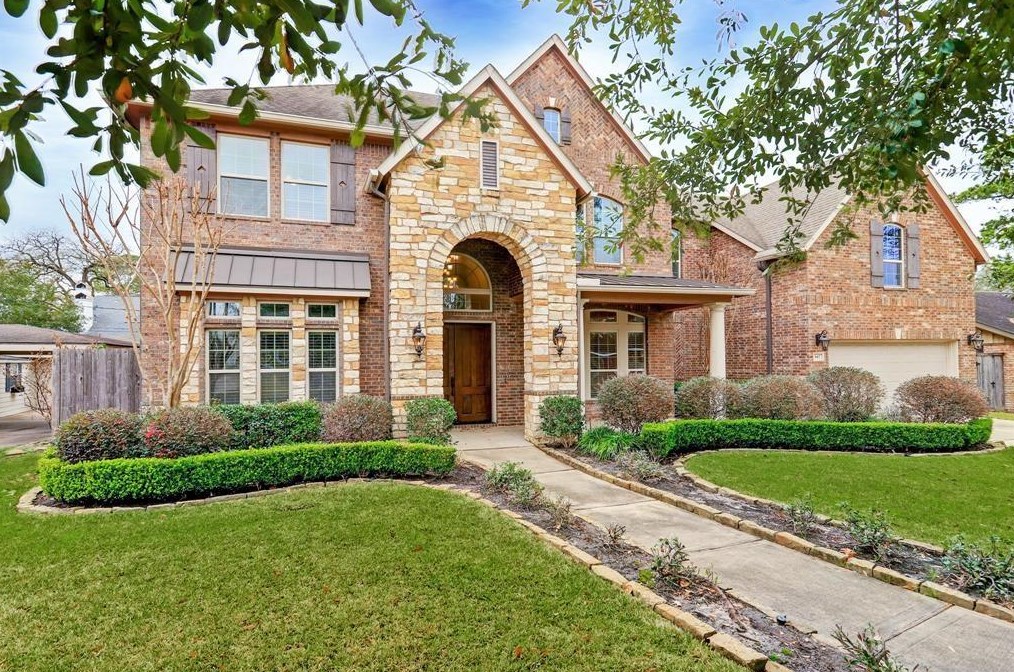 647 Cherrybark Ln, Houston, TX 77079